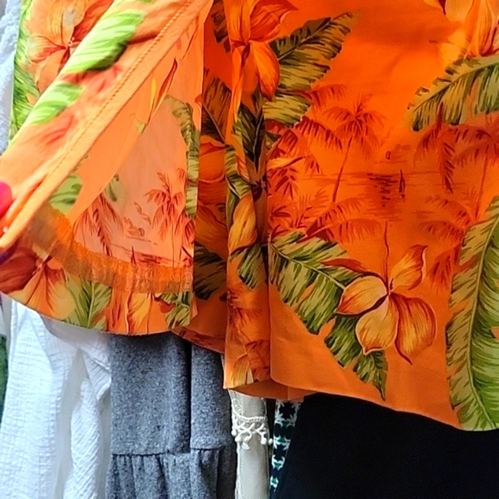 Tommy Bahama Skort - Picture 3 of 6